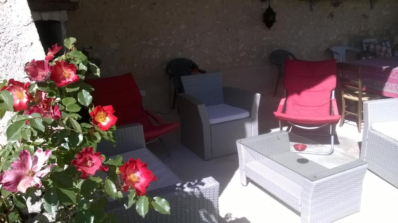 lembaudie Saint-Privat-des-Prés Exterior foto